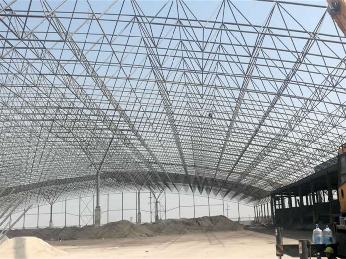 东方钢厂料仓网架工程